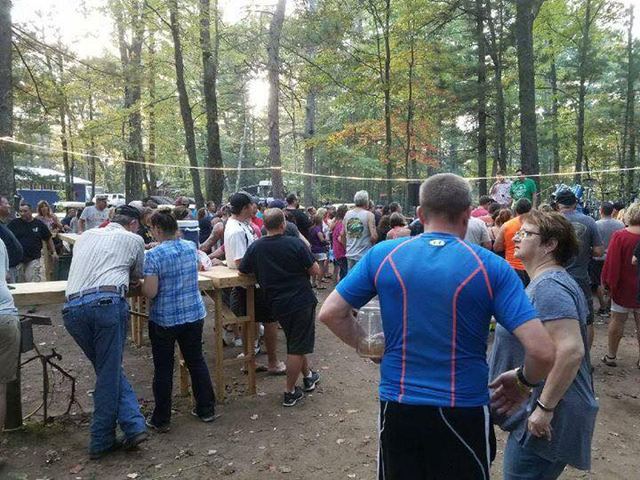 Random Riot live